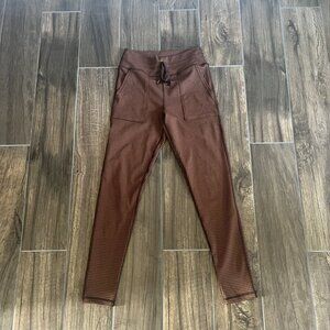 offline by aerie leggings Checkered Brown Size Medium